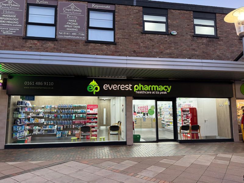 Everest Pharmacy — Cheadle Hulme, The Precinct website preview